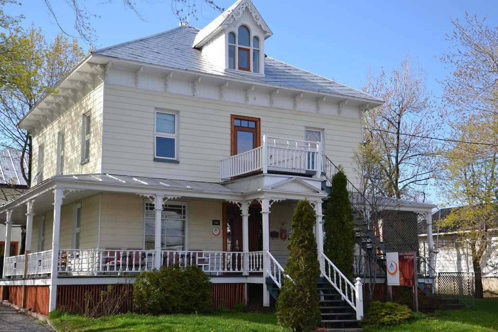 Auberge Internationale De Riviere-Du-Loup Luaran gambar